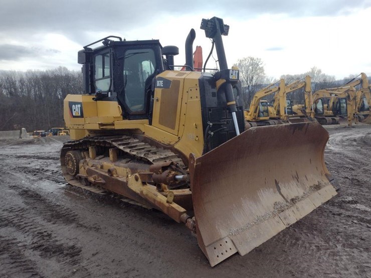 2018-caterpillar-d7e-image-48