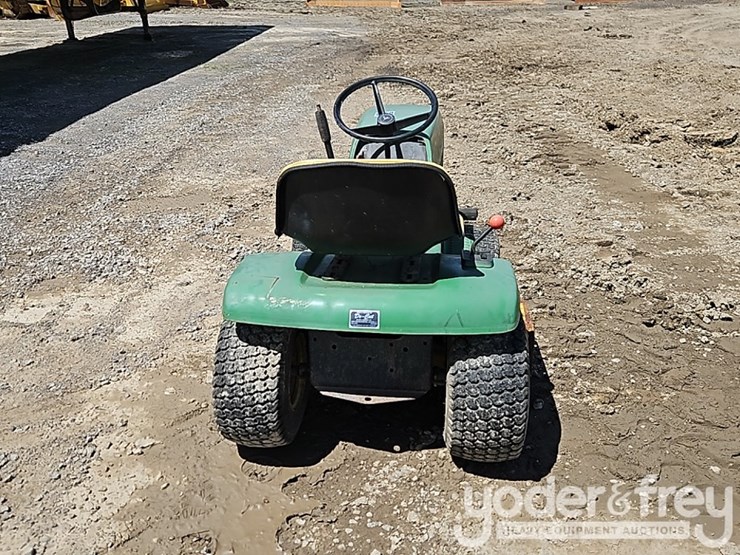 john-deere-111-image-9