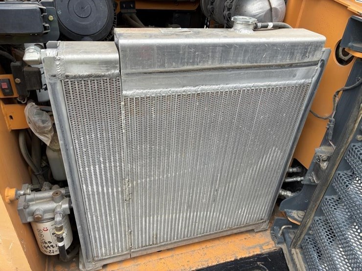 2012-mustang-2500rt-image-18