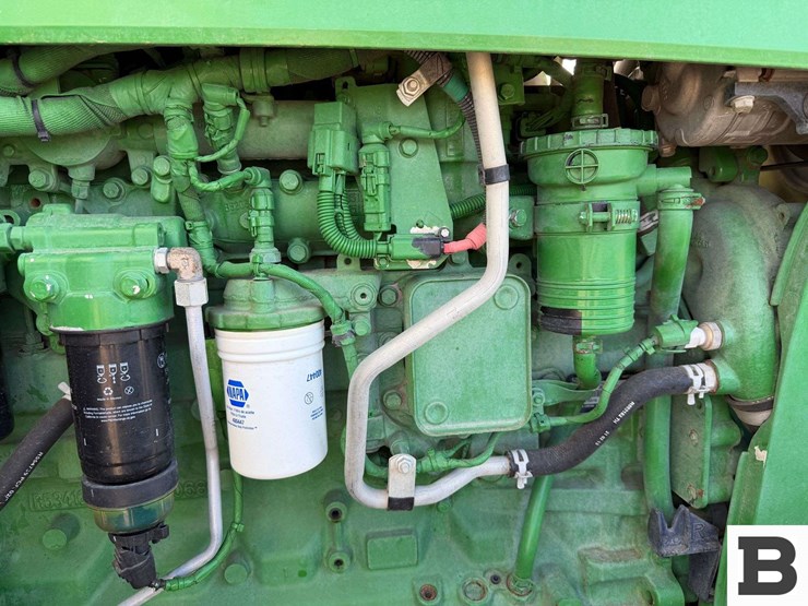 2021-john-deere-7r-210-image-44