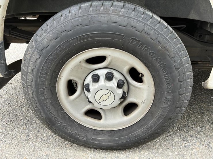 2007-chevrolet-express-2500-image-8