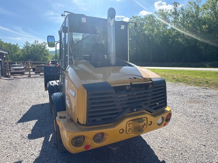 2021-caterpillar-906m-image-7