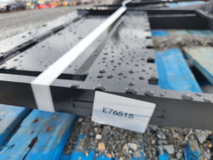 future-ft-xhc-mini-skid-steer-skid-steer-forks-image-2