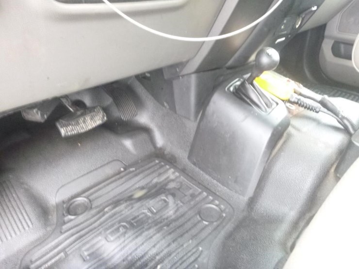 2018-ford-f550-image-16