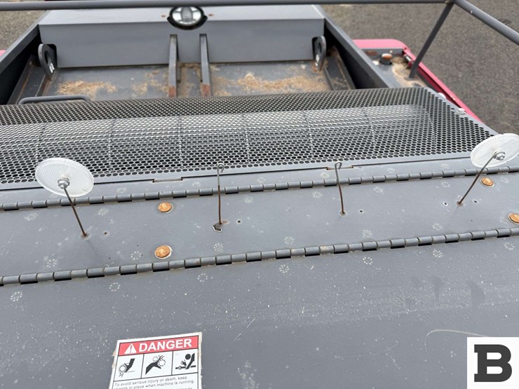 2018-massey-ferguson-2290-image-49