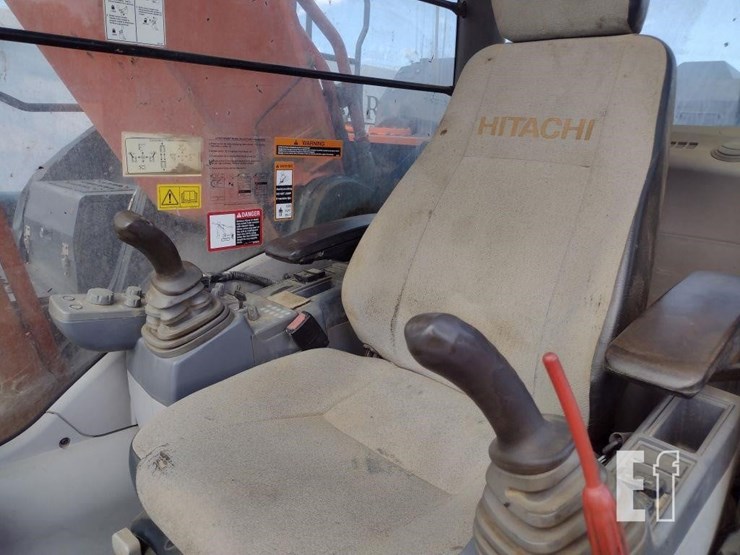 hitachi-zx350lc-6n-image-12