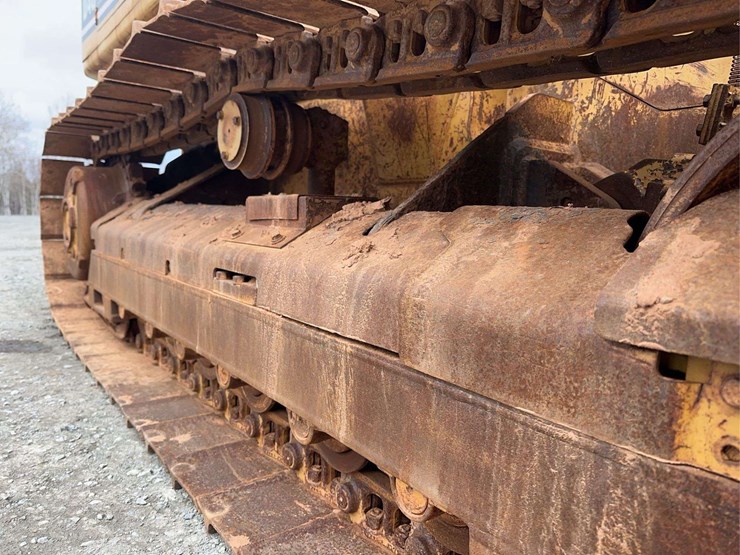 2004-caterpillar-d4g-xl-image-16