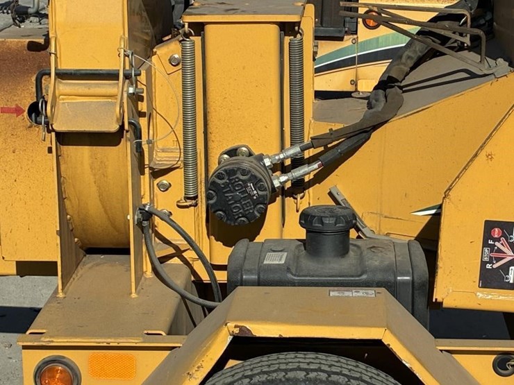 2015-vermeer-bc700xl-image-10