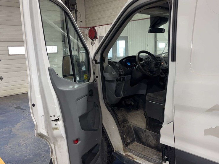 2018-ford-transit-image-10