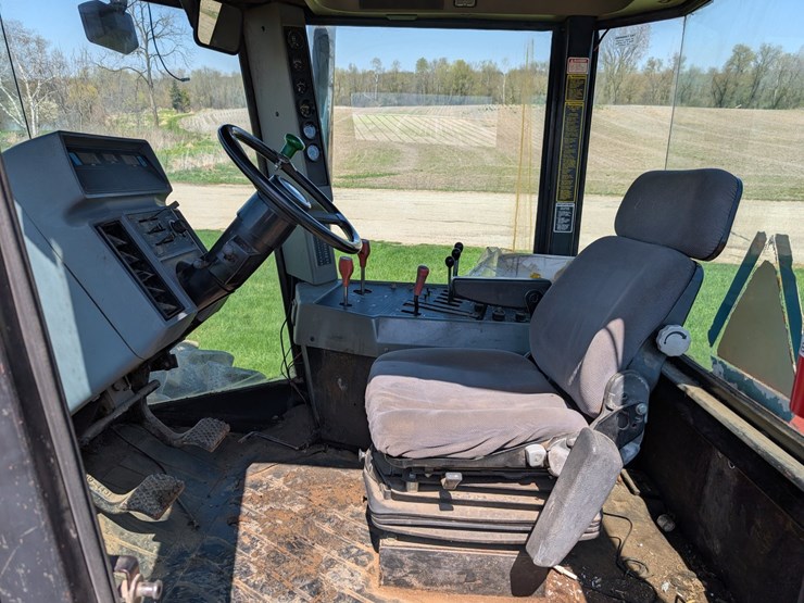 case-ih-9130-image-33