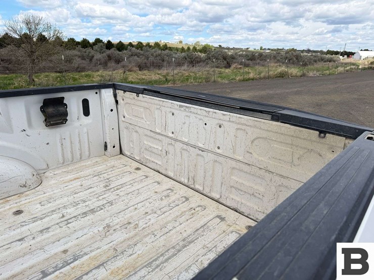 2019-ford-f150-image-16