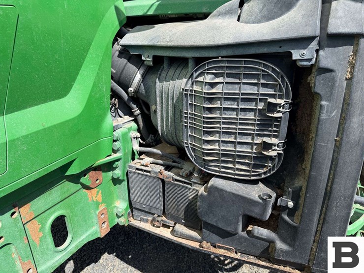 2013-john-deere-7200r-image-18
