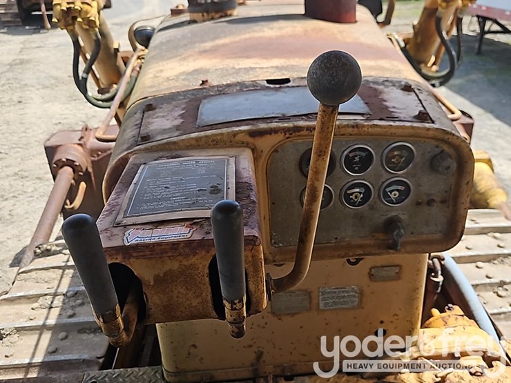 caterpillar-d8h-image-36