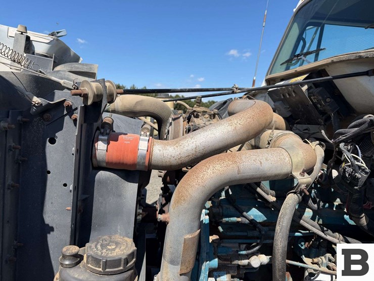 1997-international-4900-image-35