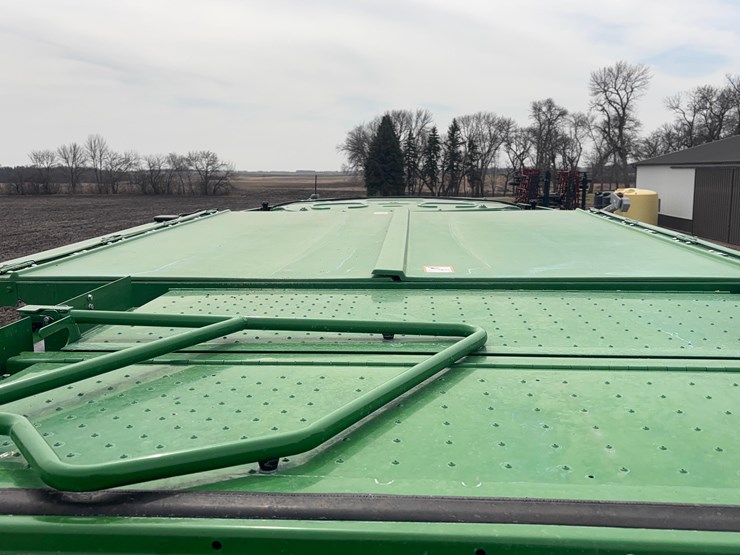 2023-john-deere-s780-image-25