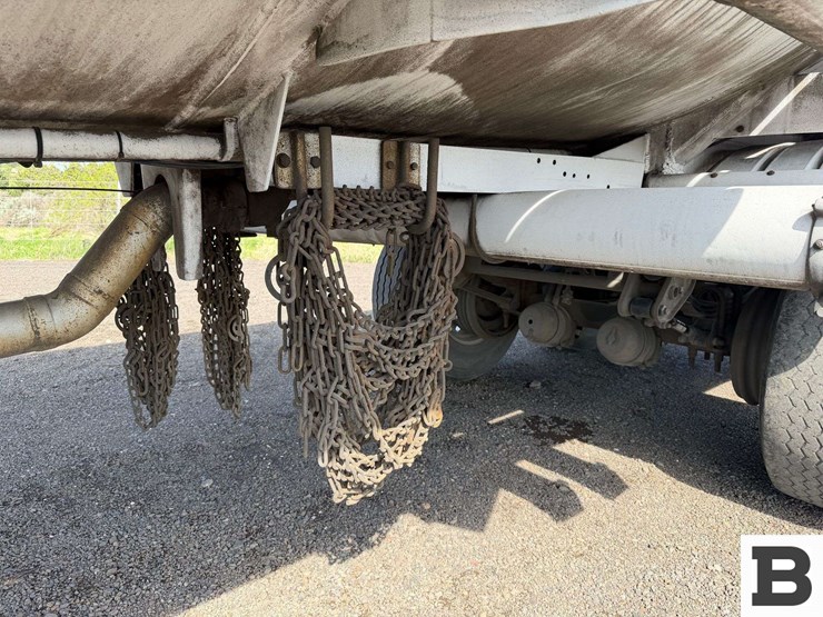 1990-beall-tanker-image-22