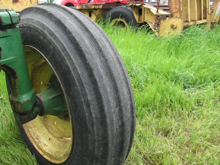 1976-john-deere-2040-image-24