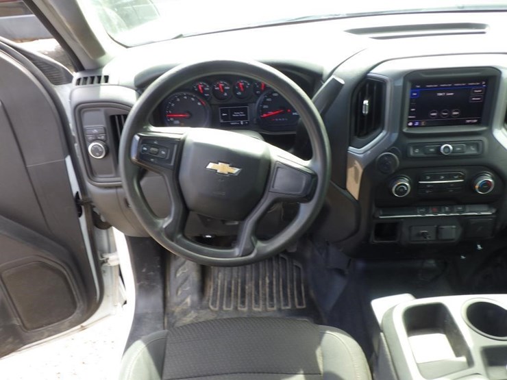 2020-chevrolet-1500-image-7