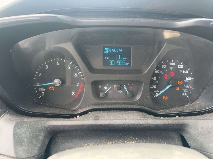 2019-ford-transit-image-24