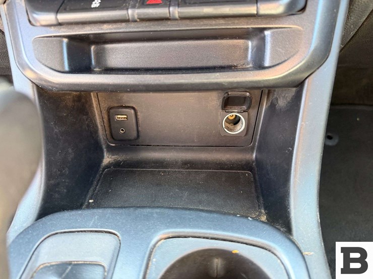 2018-chevrolet-colorado-image-25