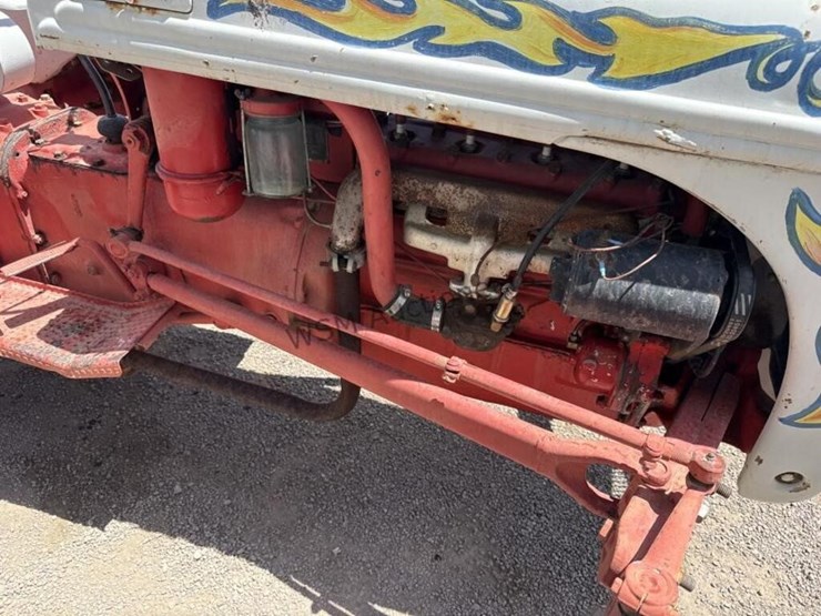 ford-8n-image-15