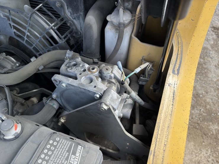 2020-caterpillar-2c6000-image-29