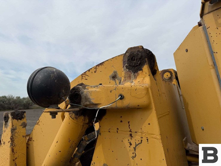 caterpillar-920-image-20