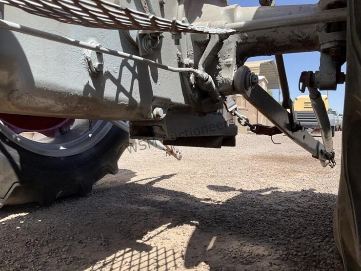 massey-ferguson-135-image-19