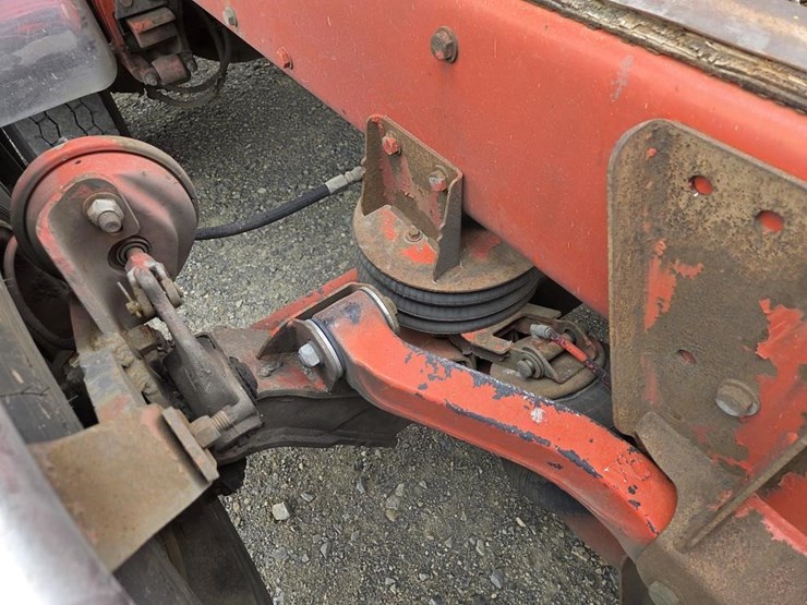 2016-peterbilt-367-image-49