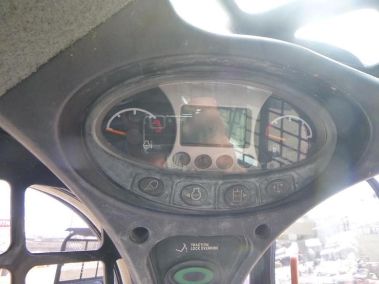 2019-bobcat-t770-image-26