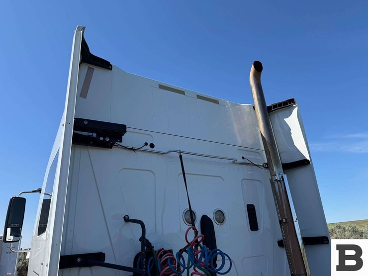 2012-international-prostar-image-13