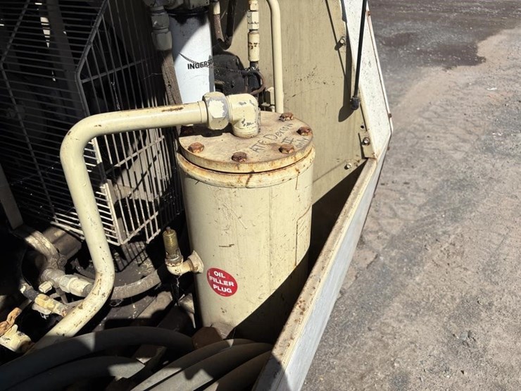 1985-ingersoll-rand-185-image-32