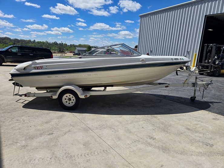 #47-•-bayliner-capri-1750-17'-fiberglass-bowrider-boat-image-6