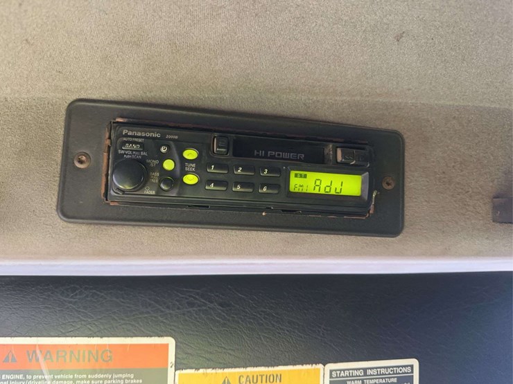 1998-mack-ch613-image-27