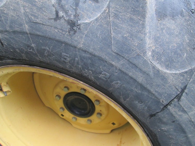 john-deere-110-image-6