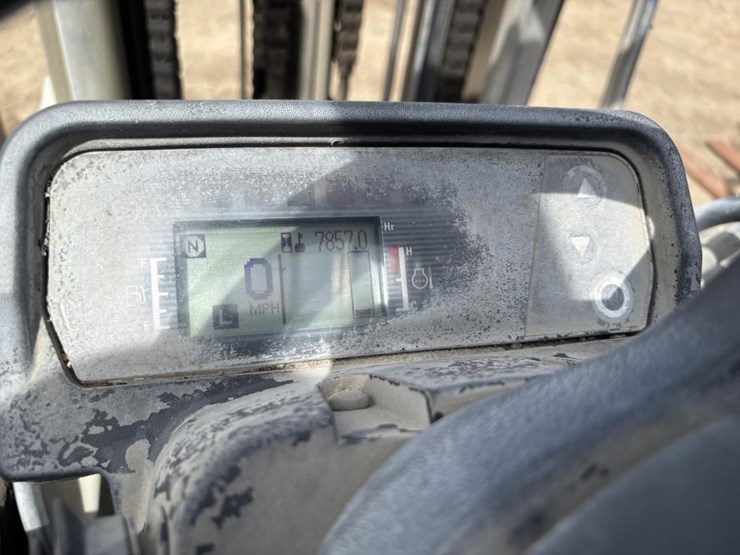 2020-caterpillar-2c6000-image-21