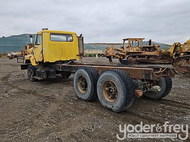 international-f-2654-image-3