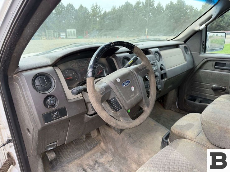 2010-ford-f150-image-26