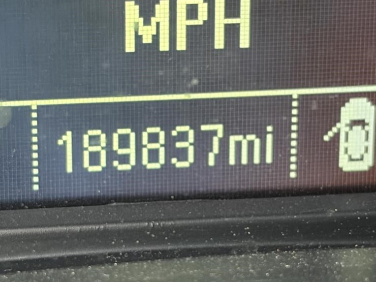 2017-gmc-sierra-1500-image-12