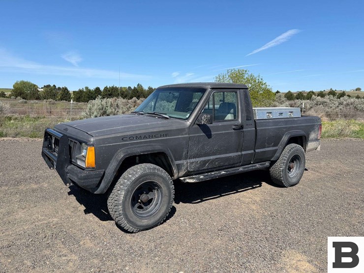 1989-jeep-comanche-pickup-image-1