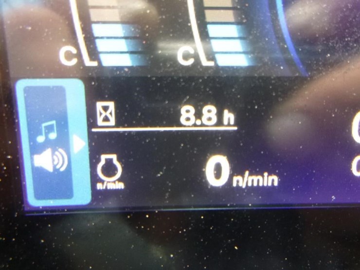 2024-kubota-svl75-3-image-36