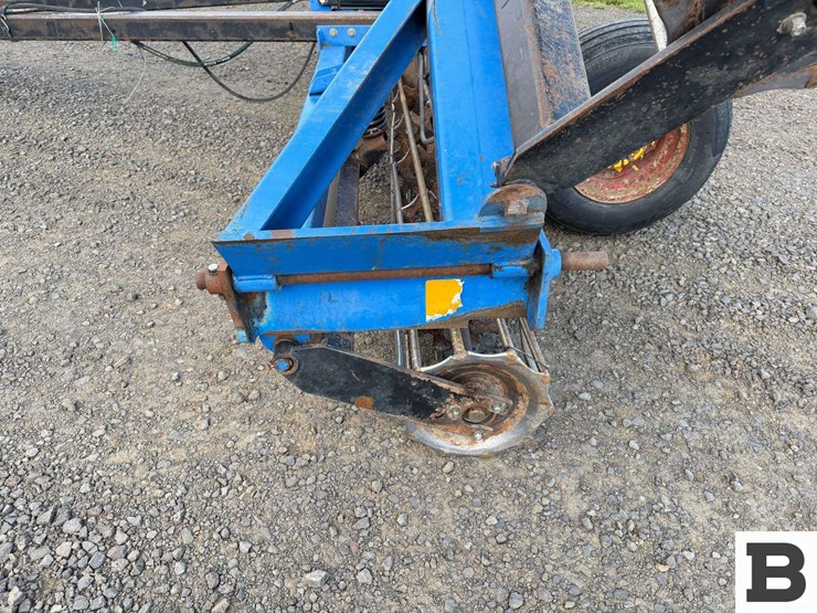 new-holland-sg120-image-16