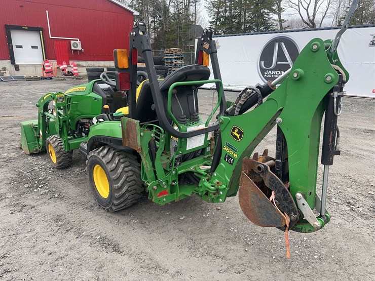 john-deere-1023e-image-7
