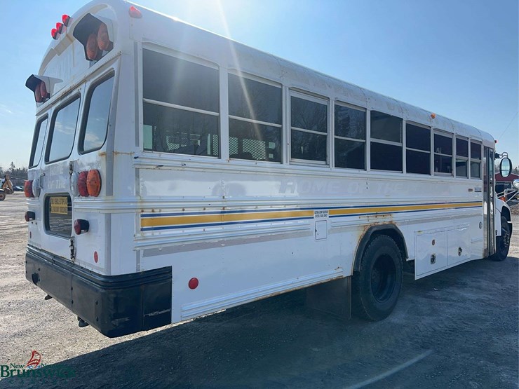 2009-bluebird-vision-image-5