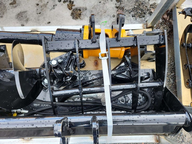 future-mini-excavator-attachments-(8)-image-3