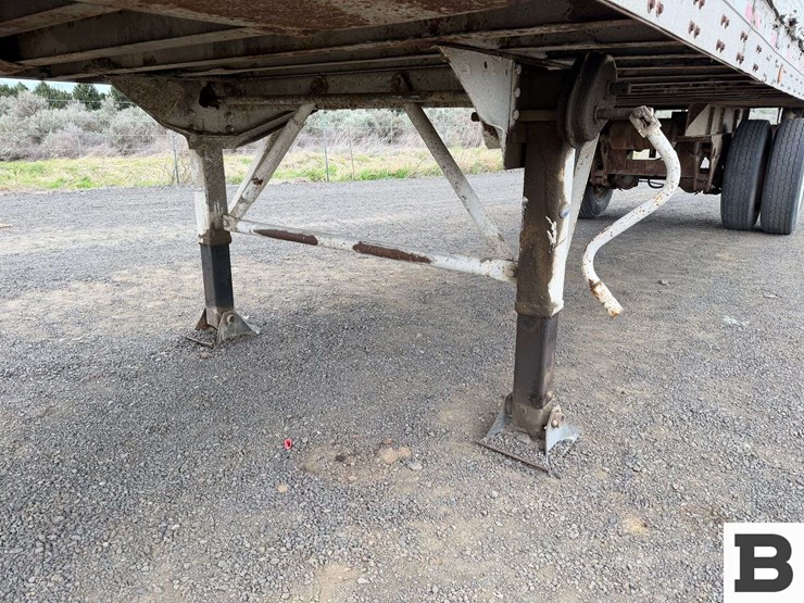 1984-fruehauf-open-top-image-11