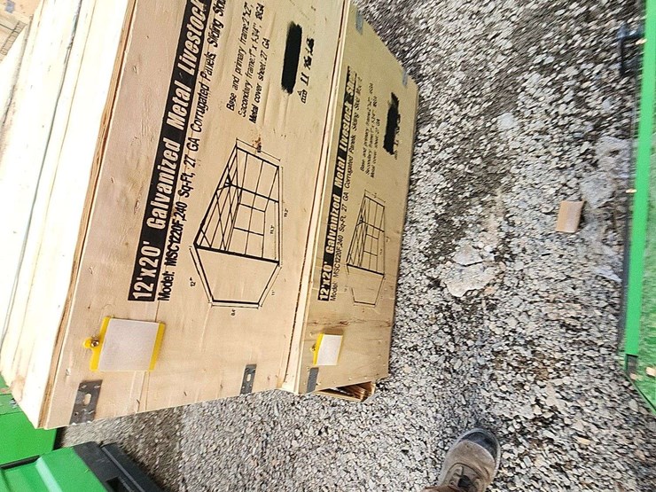 12x20-galvanized-metal-livestock-shed-image-7