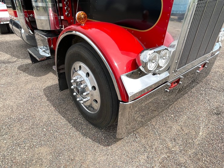 1976-peterbilt-359-image-82