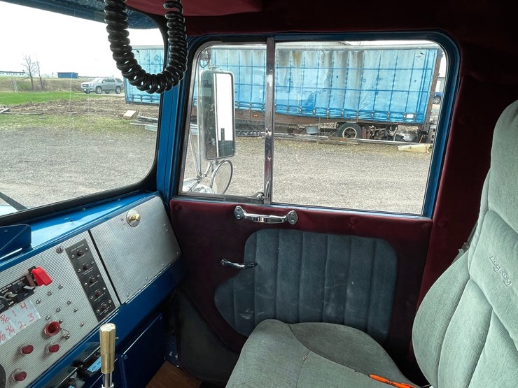 1966-kenworth-w900a-image-97