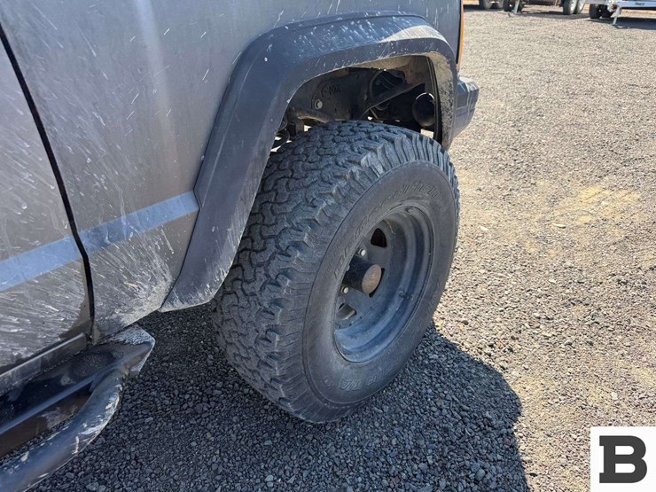 1989-jeep-comanche-pickup-image-23